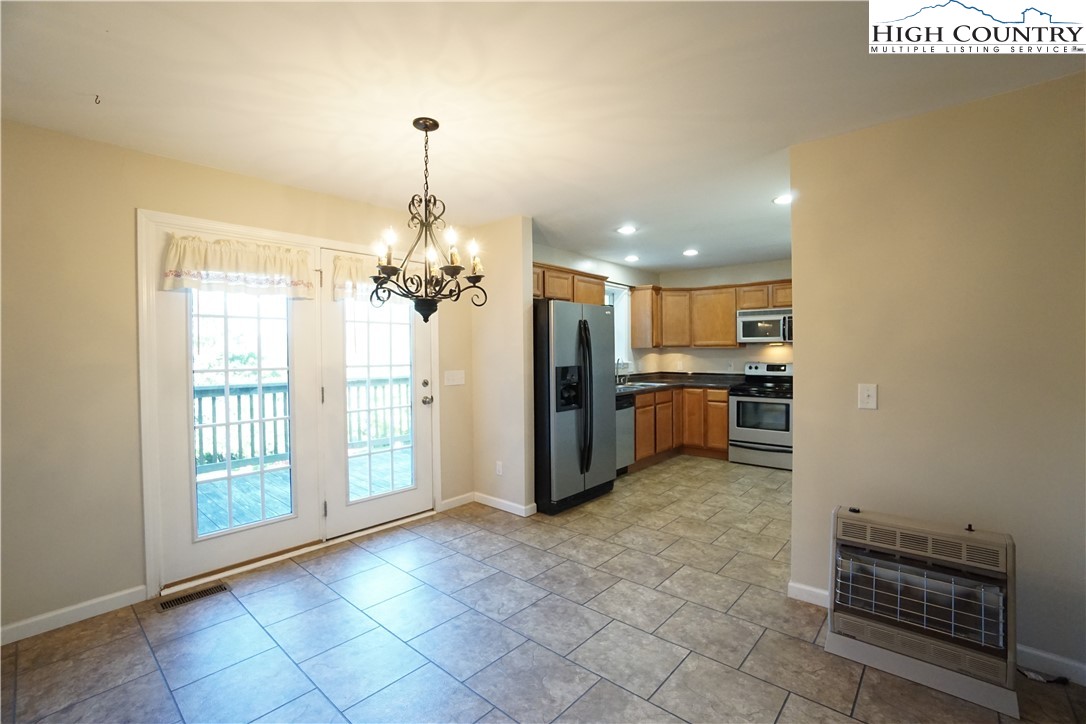 160 Fall Creek Road Zionville, NC 28698 - Photo 4 of 22 Gallery Image 4