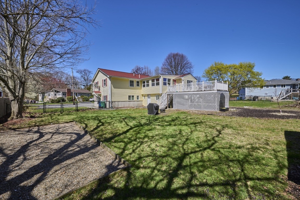 37 Locust Street, Unit 1 Burlington, MA 01803 - Photo 6 of 29