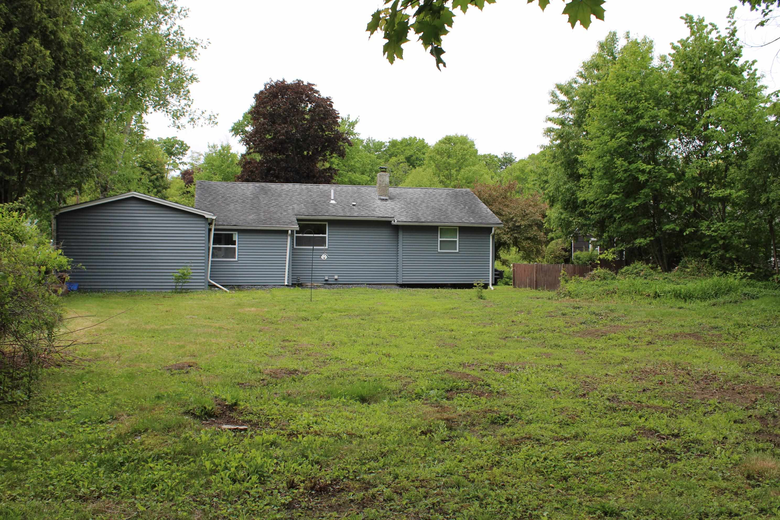 218 Adams Street Rutland, VT 05701 - Photo 4 of 34