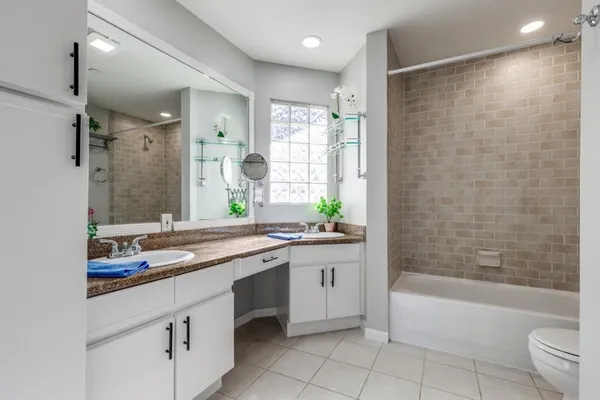 $425,000 | 4221 Cole Avenue, Unit 202, Dallas, TX 75205