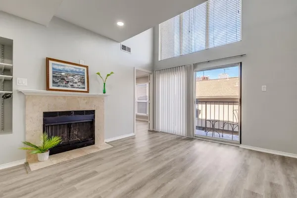 $425,000 | 4221 Cole Avenue, Unit 202, Dallas, TX 75205