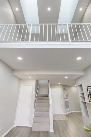 $425,000 | 4221 Cole Avenue, Unit 202, Dallas, TX 75205