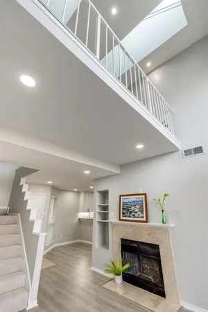 $425,000 | 4221 Cole Avenue, Unit 202, Dallas, TX 75205