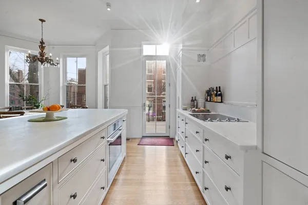 $17,000 | 15 Regent Circle, Unit 2, Brookline, MA 02445