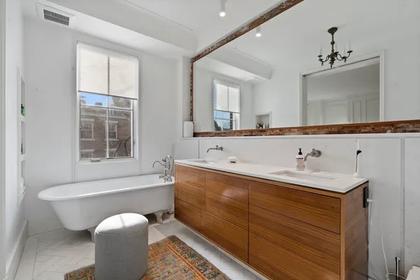 $17,000 | 15 Regent Circle, Unit 2, Brookline, MA 02445