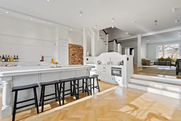 $17,000 | 15 Regent Circle, Unit 2, Brookline, MA 02445