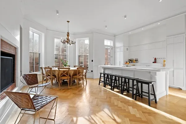 $17,000 | 15 Regent Circle, Unit 2, Brookline, MA 02445