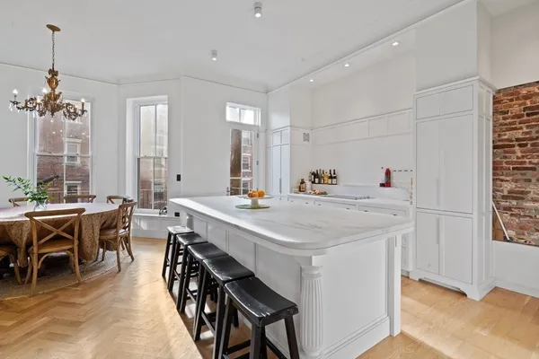 $17,000 | 15 Regent Circle, Unit 2, Brookline, MA 02445