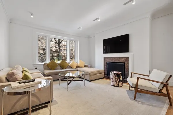 $17,000 | 15 Regent Circle, Unit 2, Brookline, MA 02445