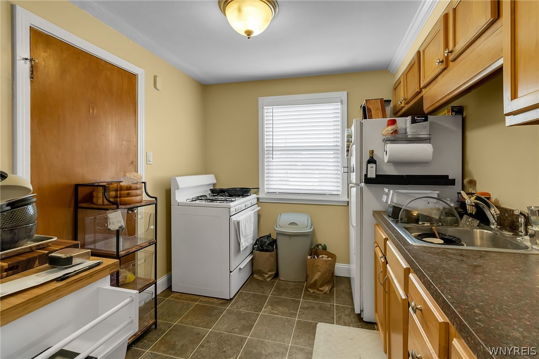 367 Potters Road, Unit 365 Buffalo, NY 14220 - Photo 23 of 50