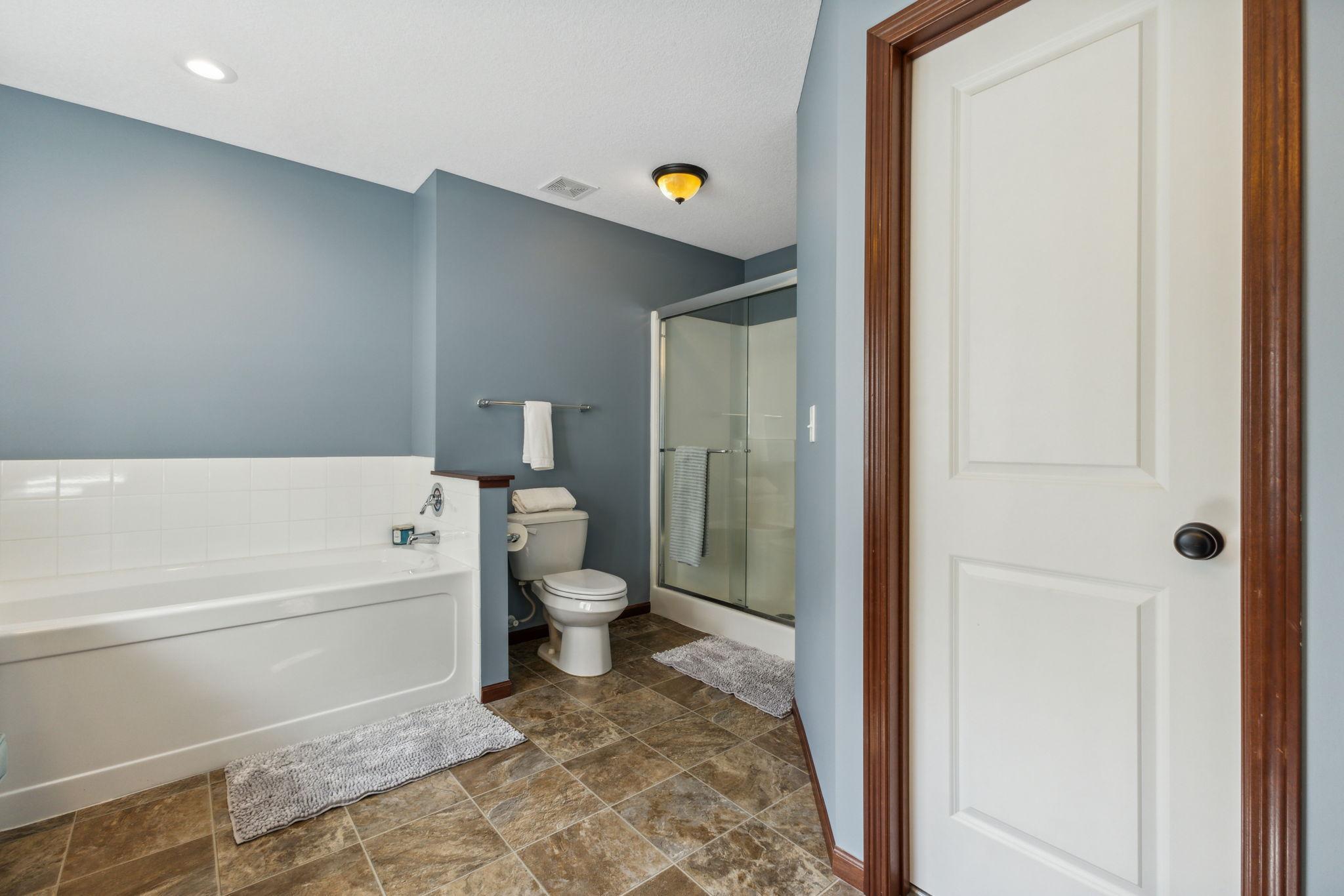 11250 Traverse Road Woodbury, MN 55129 - Photo 20 of 32 Gallery Image 20