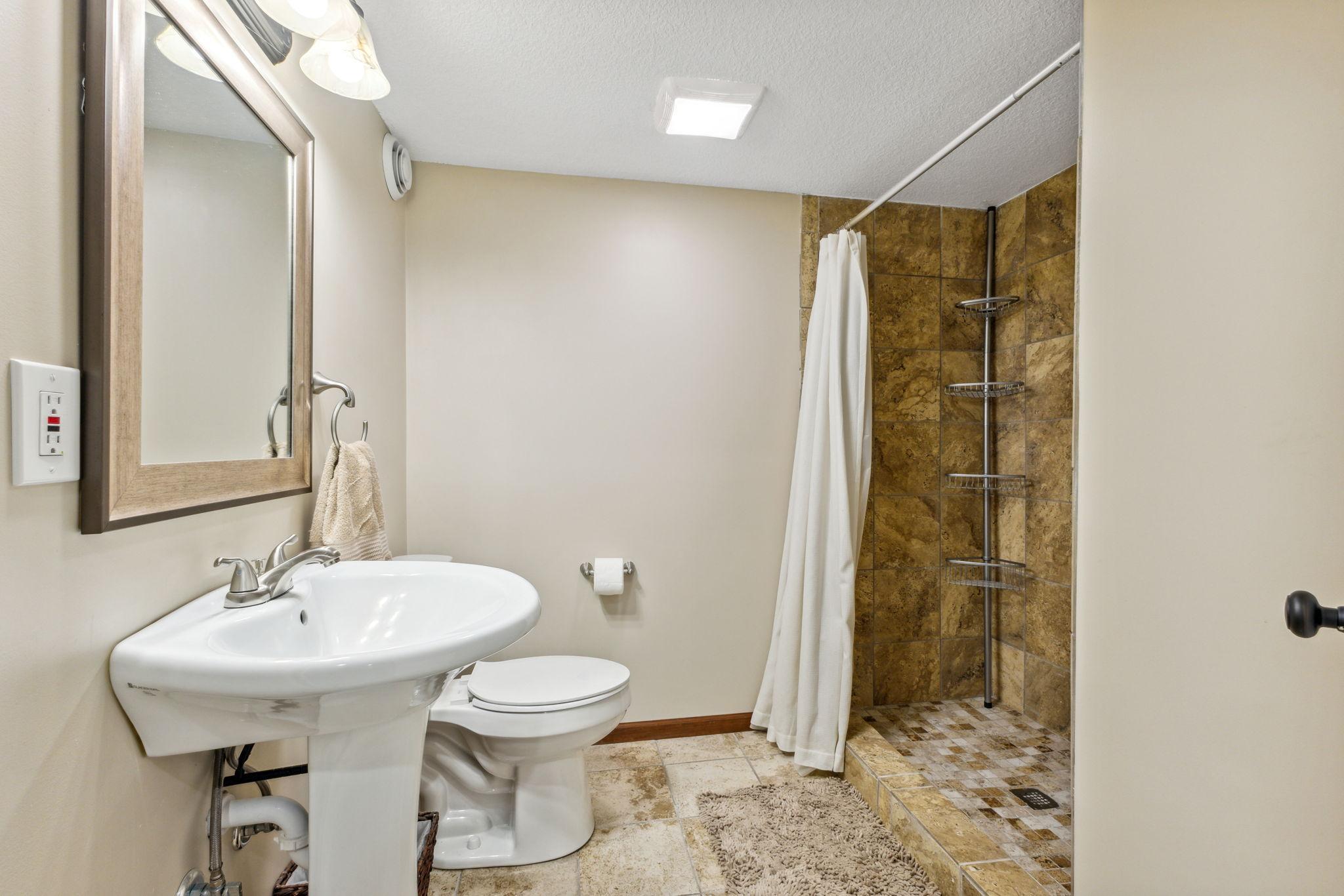 11250 Traverse Road Woodbury, MN 55129 - Photo 23 of 32 Gallery Image 23