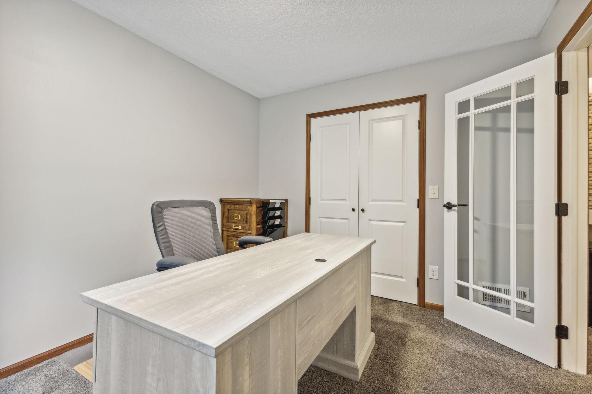 11250 Traverse Road Woodbury, MN 55129 - Photo 24 of 32 Gallery Image 24