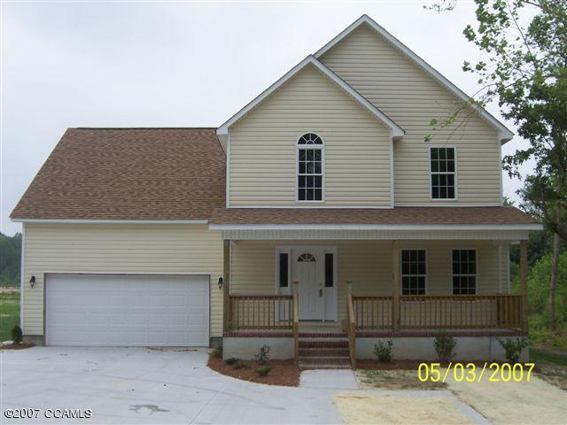 236 Petersburg Road Richlands, NC 28574 - Photo 1 of 7 Main View