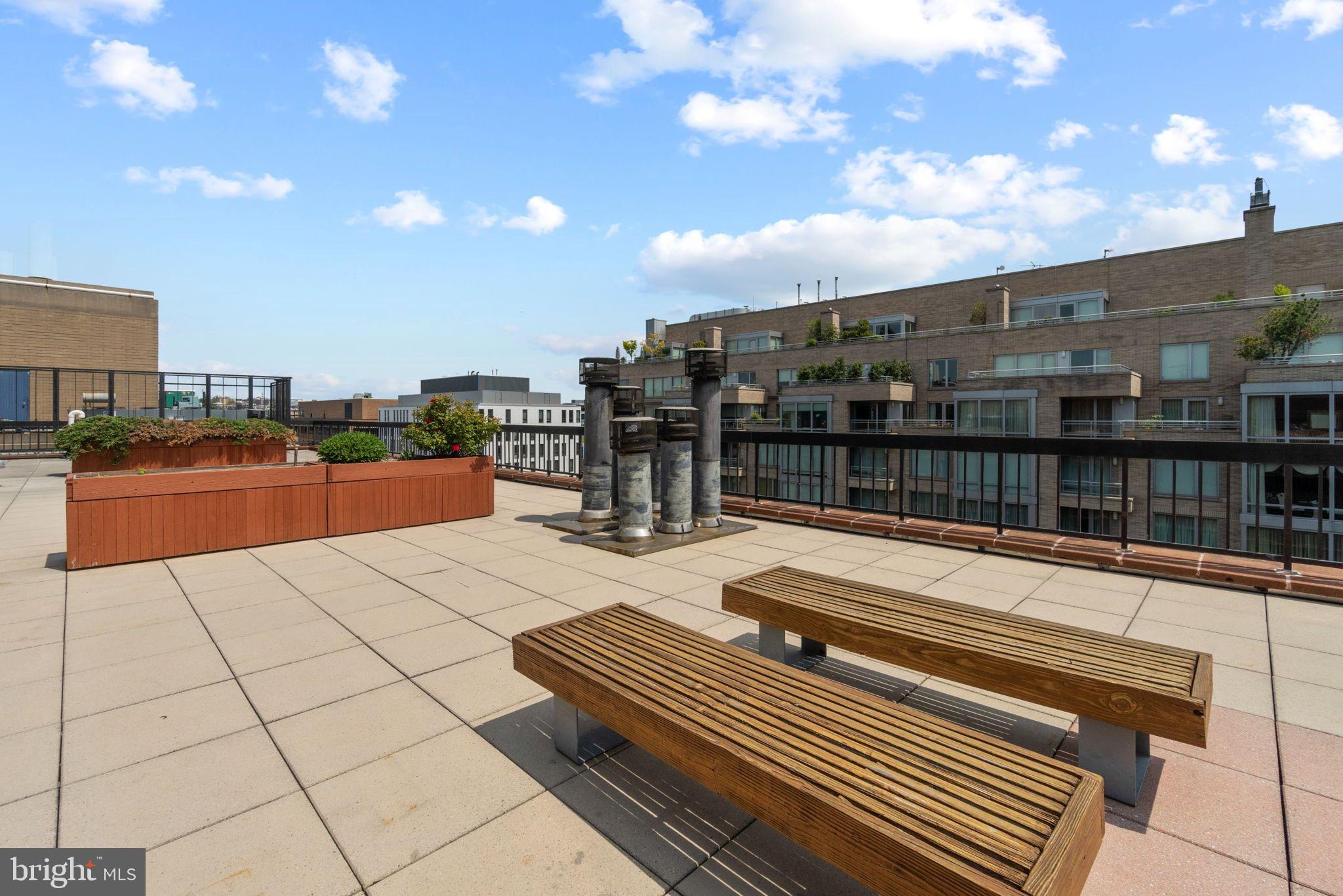 1140 23rd Street Northwest, Unit 1005 Washington, DC 20037 - Photo 21 of 22 a outdoor view with a sitting space