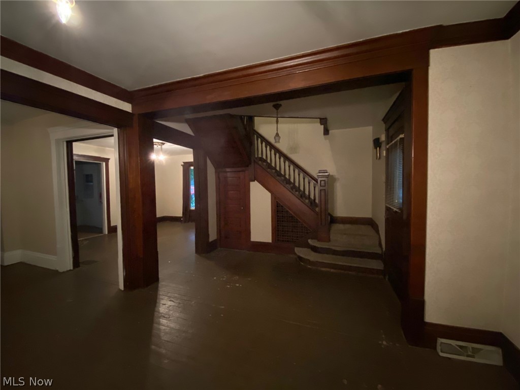 176 South Balch Street Akron, OH 44302 - Photo 4 of 25