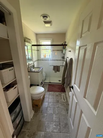 $2,200 | 301 Georgetown Lane, Charlottesville, VA 22901