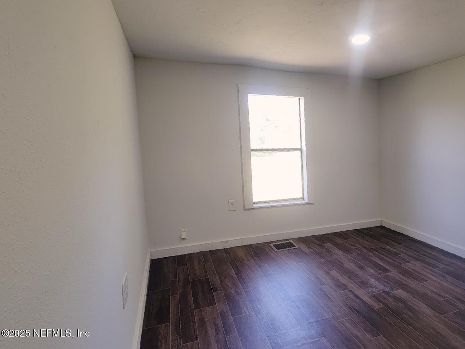 16990 County Road 252 Live Oak, FL 32060 - Photo 13 of 26 2025-04-11-19-45-21-873