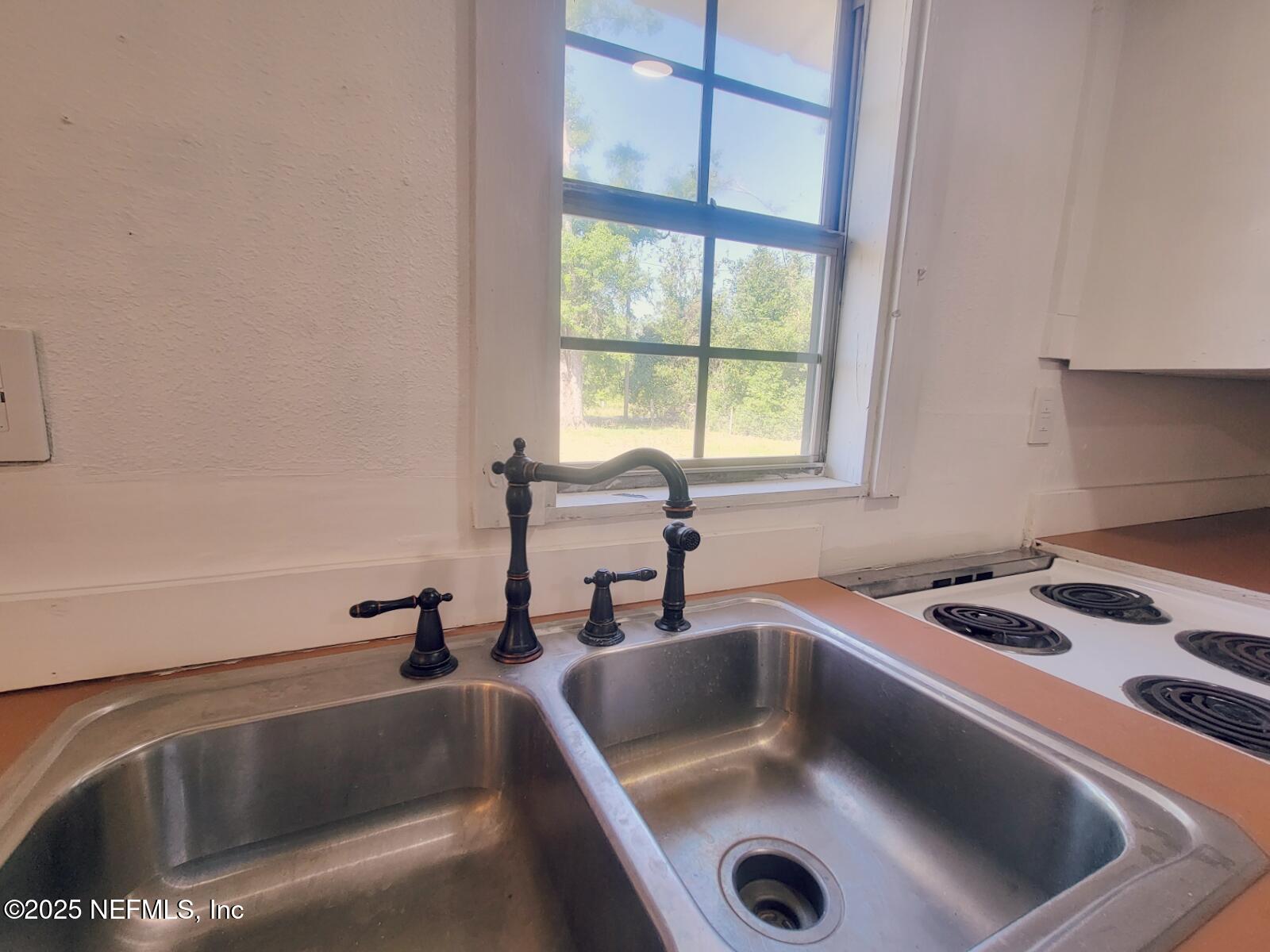 16990 County Road 252 Live Oak, FL 32060 - Photo 9 of 26 2025-04-12-02-07-02-554