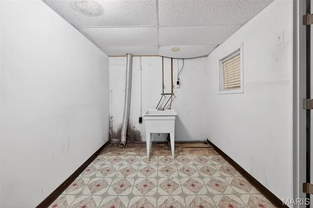 $178,000 | 12119 El Camara Drive, Florissant, MO 63033