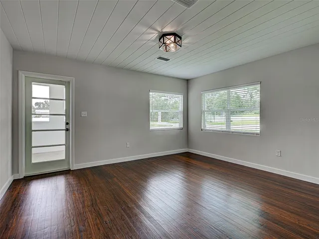 $525,000 | 611 West Wentworth Street, Englewood, FL 34223