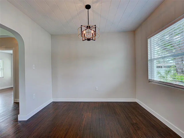 $525,000 | 611 West Wentworth Street, Englewood, FL 34223