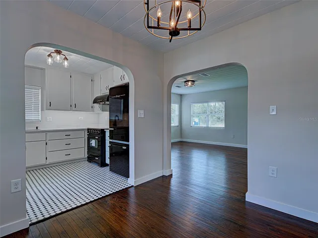 $525,000 | 611 West Wentworth Street, Englewood, FL 34223