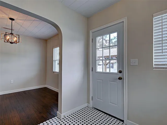 $525,000 | 611 West Wentworth Street, Englewood, FL 34223