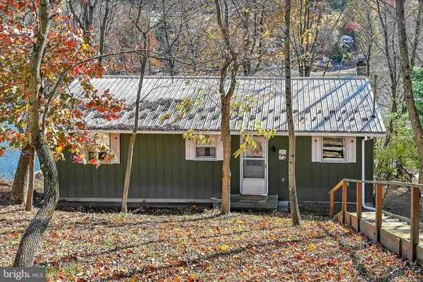 $575,000 | 1503 Wynonah Drive, Auburn, PA 17922