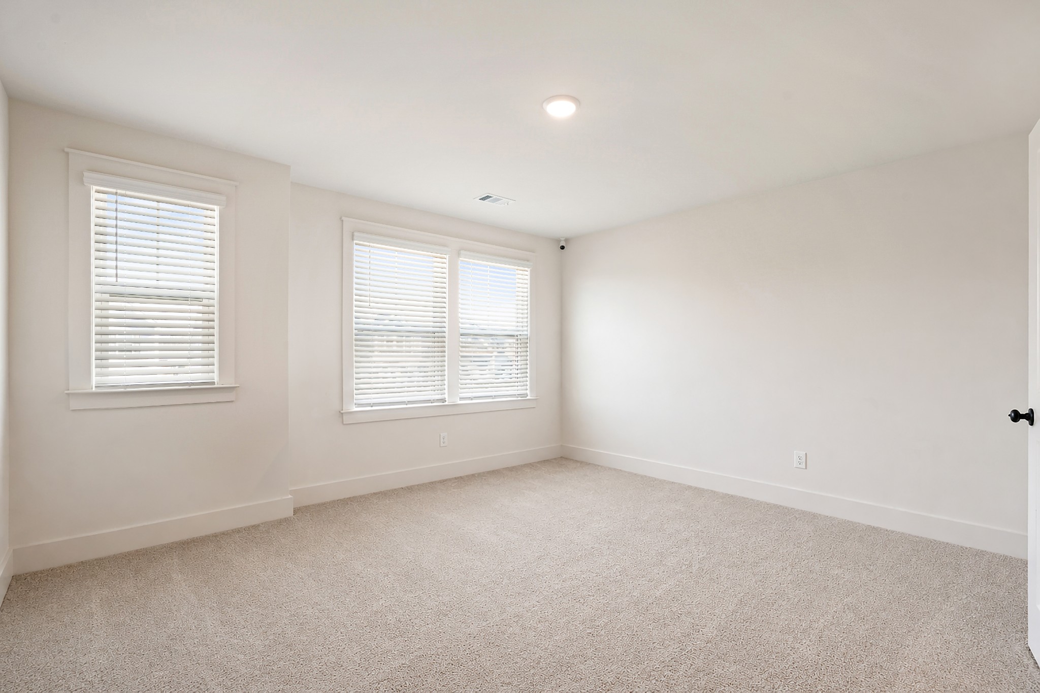 3729 Felipe Way Murfreesboro, TN 37129 - Photo 18 of 32 an empty room with windows