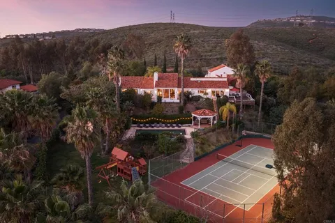 $4,200,000 | 20780 Fortuna Del Norte, Escondido, CA 92029