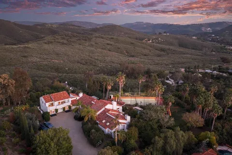 $3,995,000 | 20780 Fortuna Del Norte, Escondido, CA 92029
