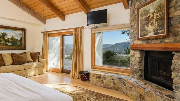 $3,995,000 | 20780 Fortuna Del Norte, Escondido, CA 92029