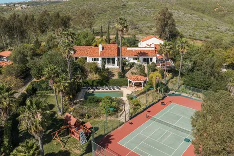 $3,995,000 | 20780 Fortuna Del Norte, Escondido, CA 92029