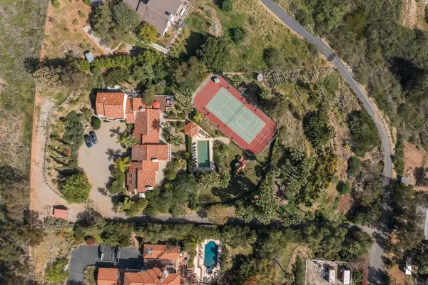 $3,995,000 | 20780 Fortuna Del Norte, Escondido, CA 92029