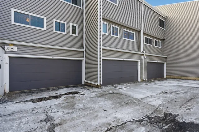 $475,000 | 255 North Road, Unit 69, Chelmsford, MA 01824