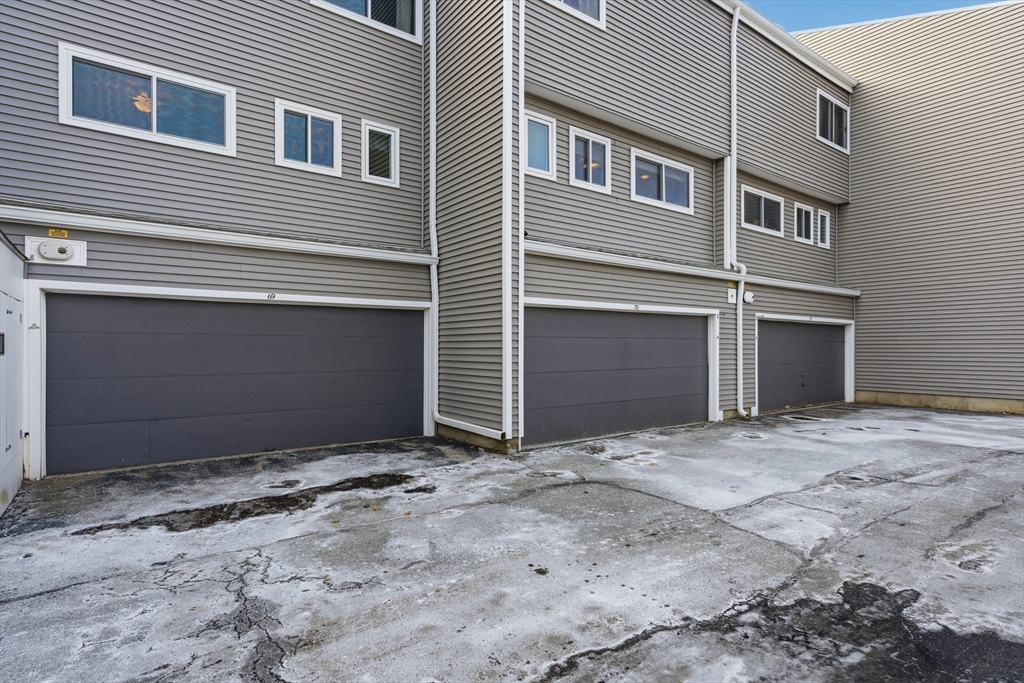 255 North Road, Unit 69 Chelmsford, MA 01824 - Photo 31 of 36