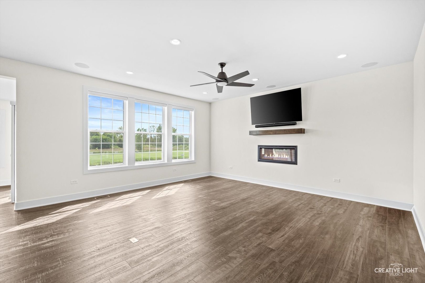 3527 South Riding Ridge Elgin, IL 60124 - Photo 27 of 70 Gallery Image 27