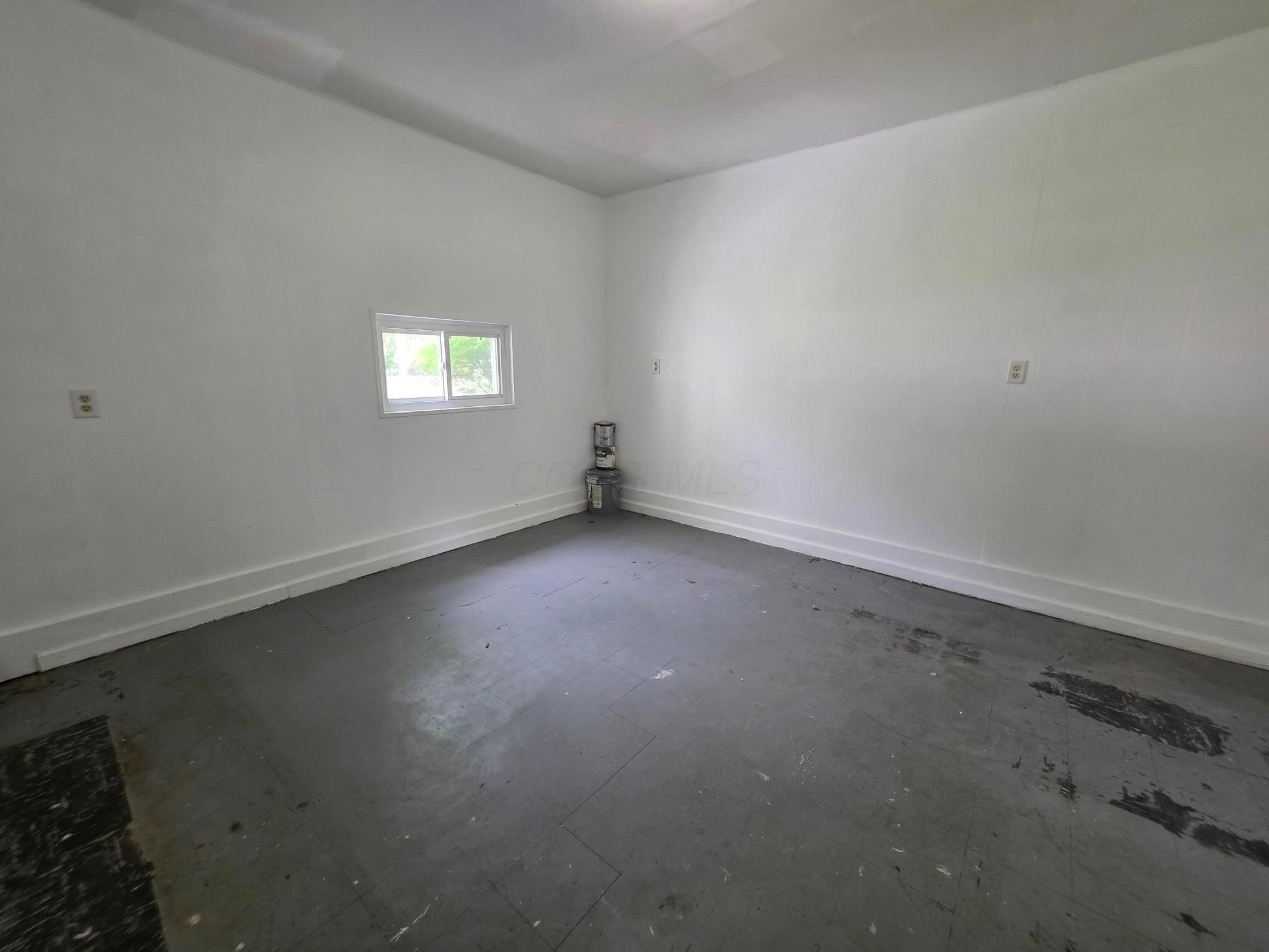 1597 Koebel Road Columbus, OH 43207 - Photo 26 of 32