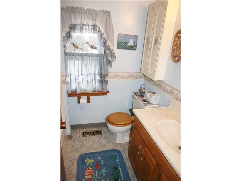 1741 Coffee Run Road Pulaski, PA 16143 - Photo 14 of 19 Master Bath/Spa.