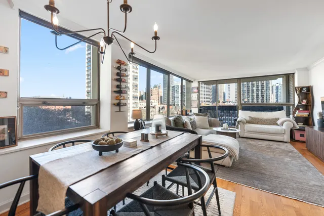 $299,000 | 1455 North Sandburg Terrace, Unit 608, Chicago, IL 60610