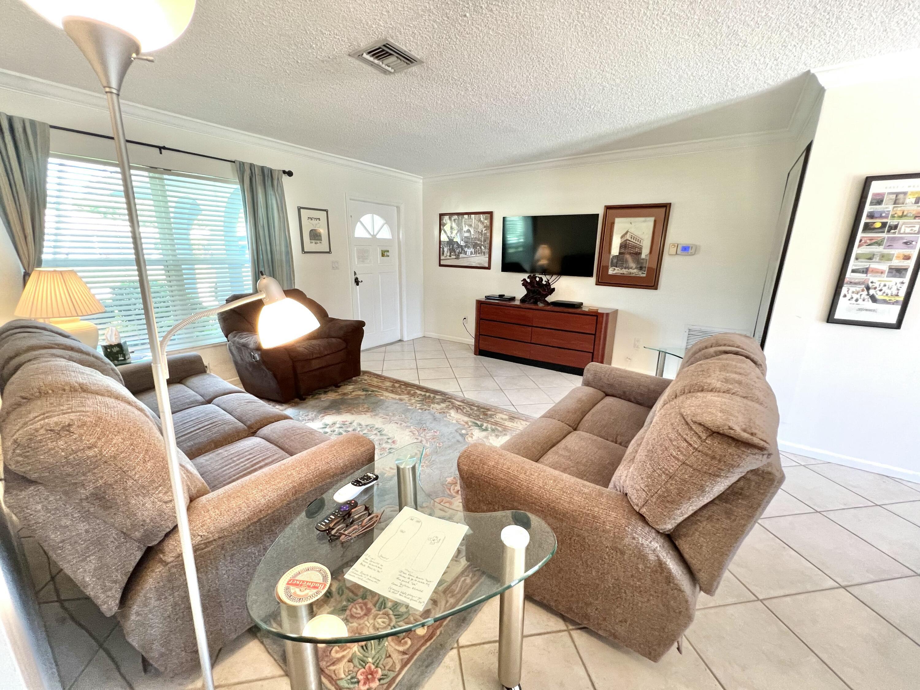 3289 Northwest 25th Way Boca Raton, FL 33434 - Photo 11 of 20 3289 number 3 (5)