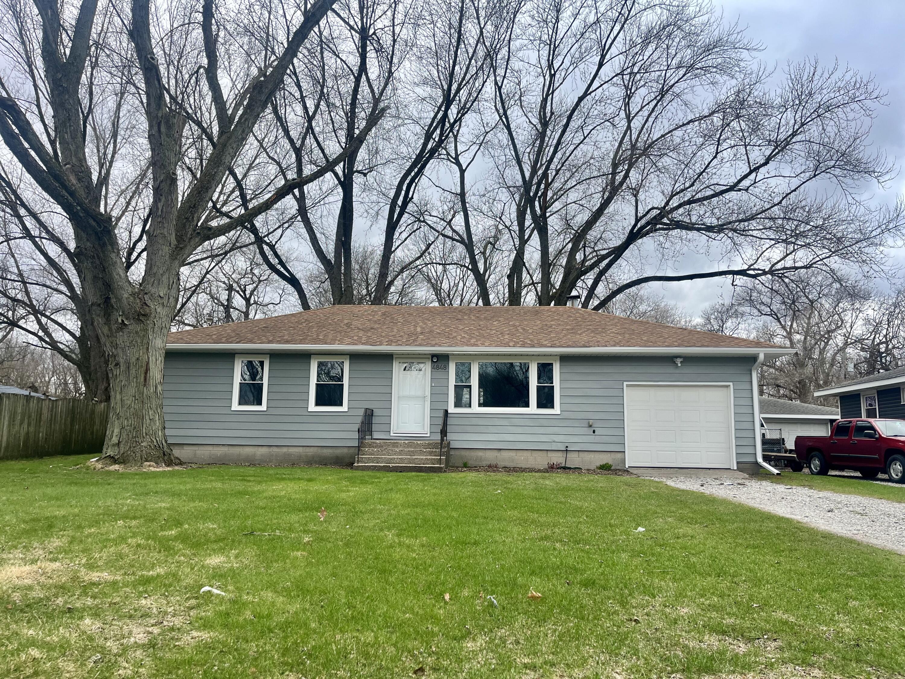 4848 Ralston Place Griffith, IN 46319 - Photo 1 of 18 3000x2250