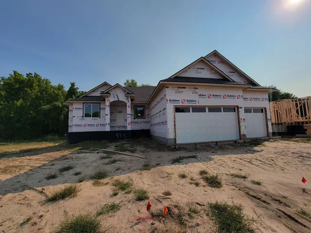 $420,000 | 435 River Birch Circle, Haysville, KS 67060