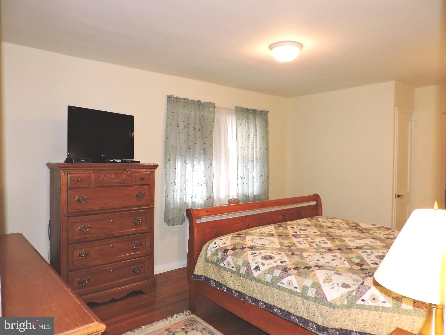317 Derwyn Road Lansdowne, PA 19050 - Photo 14 of 25 Gallery Image 14