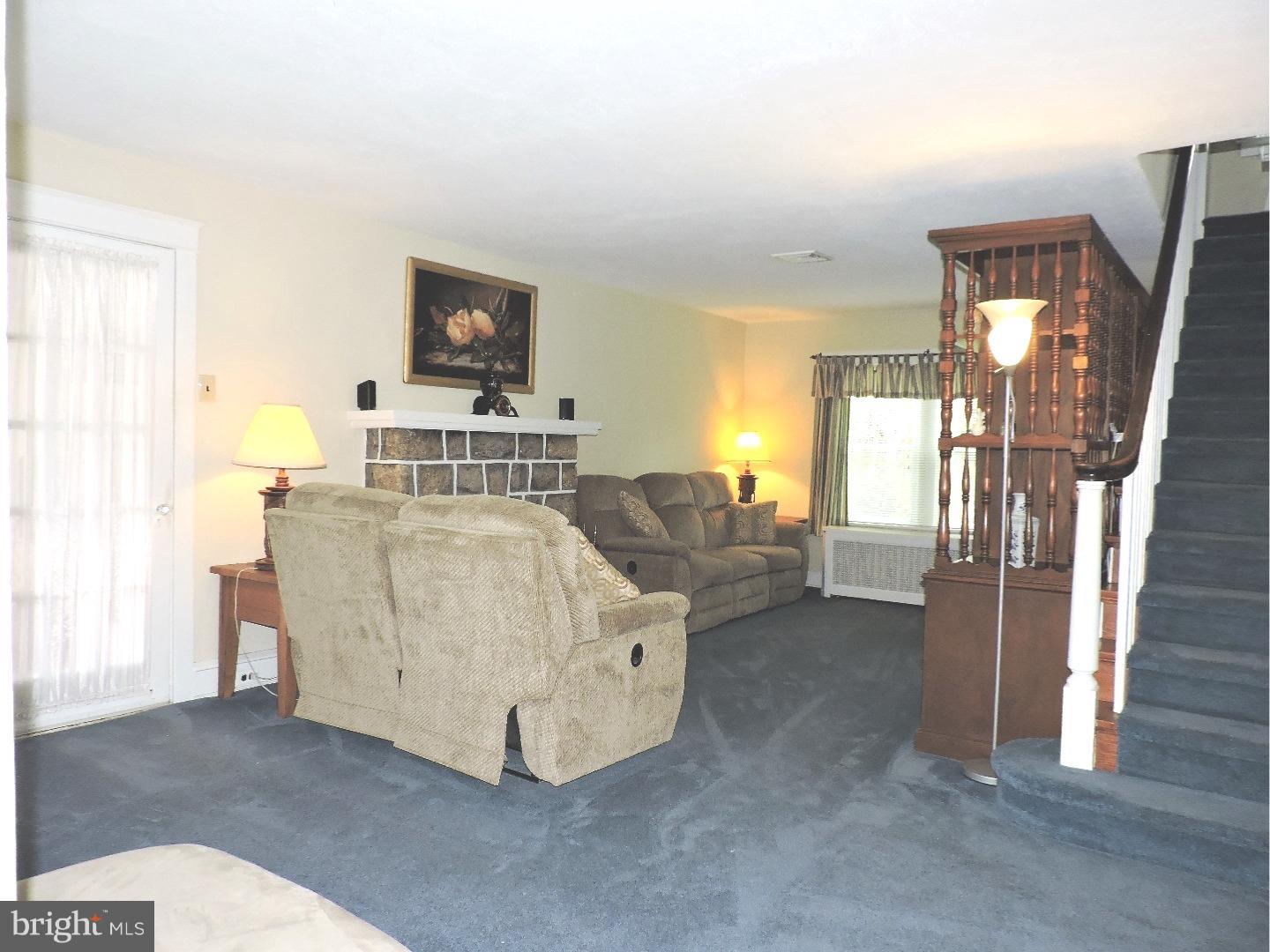 317 Derwyn Road Lansdowne, PA 19050 - Photo 3 of 25 Gallery Image 3