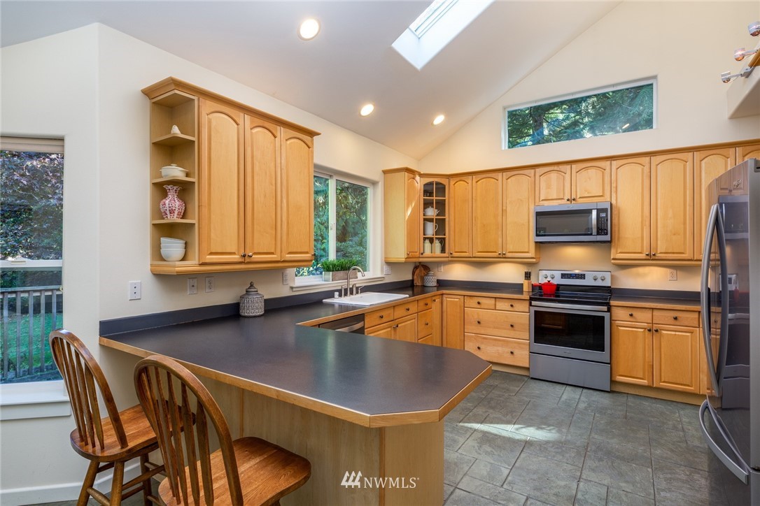 11 Cold Spring Lane Bellingham, WA 98229 - Photo 5 of 25 Gallery Image 5