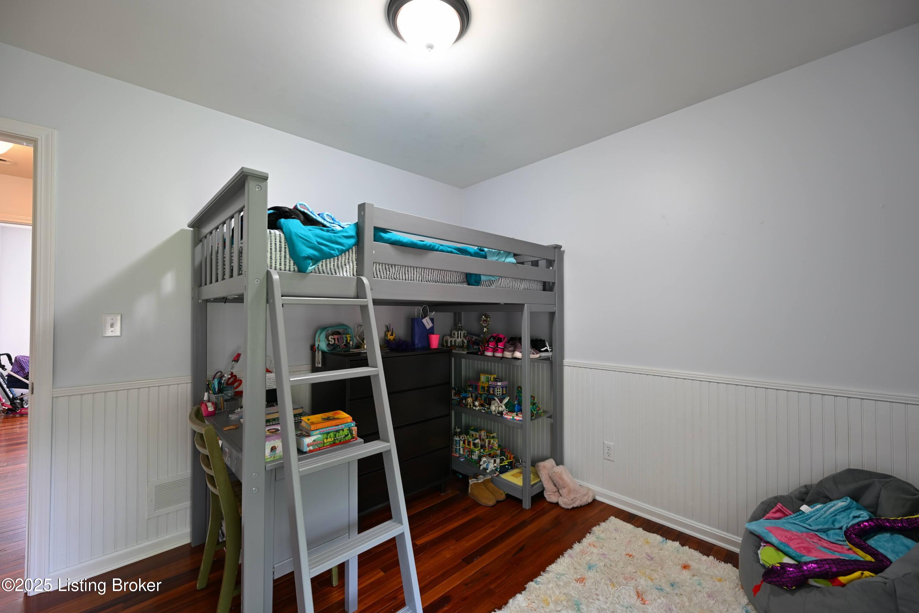 2813 Dandor Road Louisville, KY 40220 - Photo 18 of 30 Bedroom