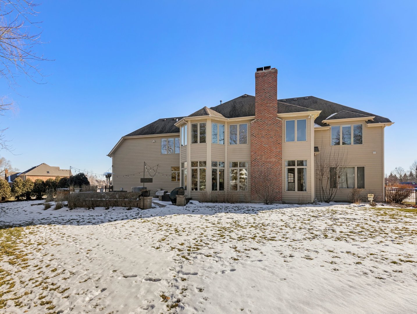 63 Mitchell Circle Wheaton, IL 60189 - Photo 49 of 54 a front view of a house with a yard
