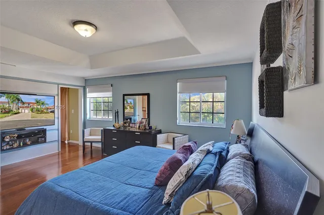 $1,115,000 | 10643 Northwest 54th Street, Doral, FL 33178